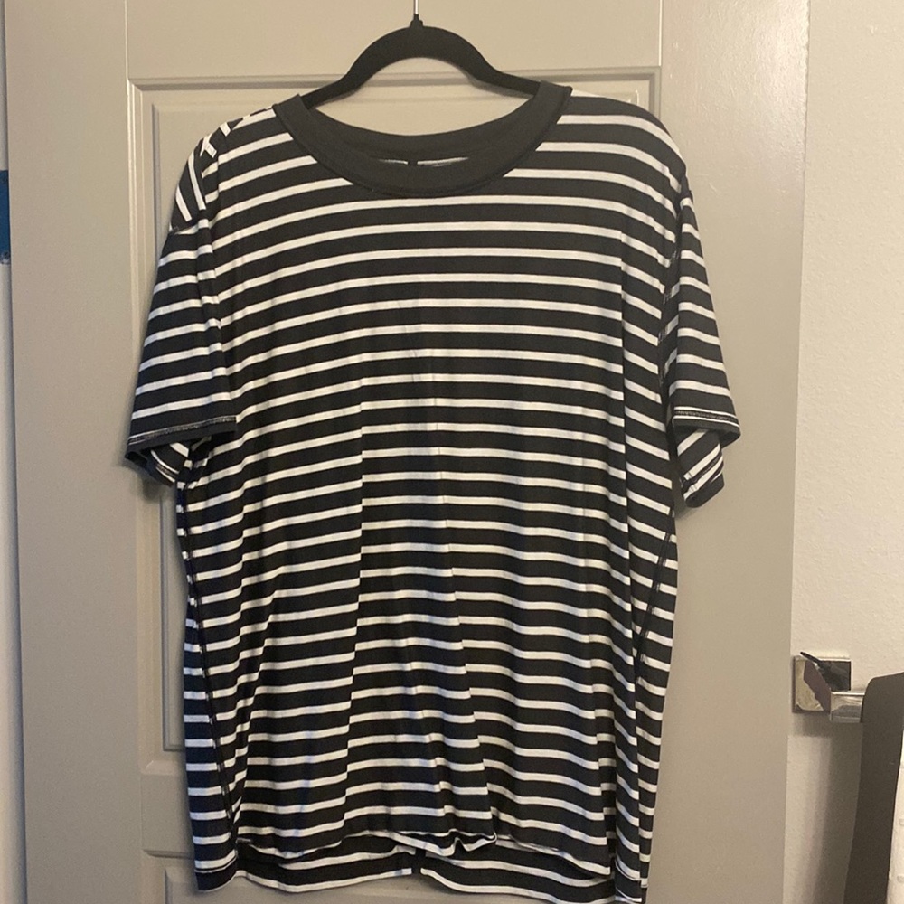 Lululemon all yours tee black and white striped (10)